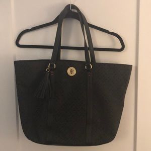 Black Tommy Hilfiger Bag with tassel